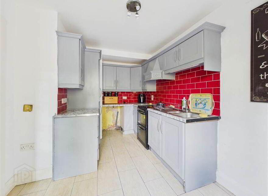 2 Ballymurphy Road, Belfast, BT12 7JL