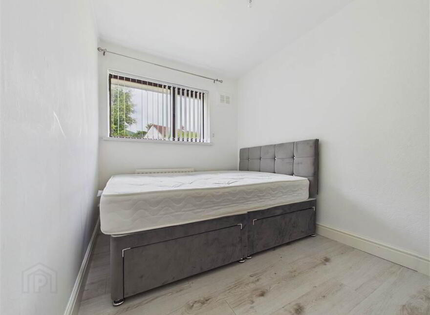 2 Ballymurphy Road, Belfast, BT12 7JL
