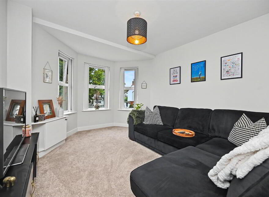 Apt 6, 1 Woodcot Avenue, Belfast, BT5 5HQ