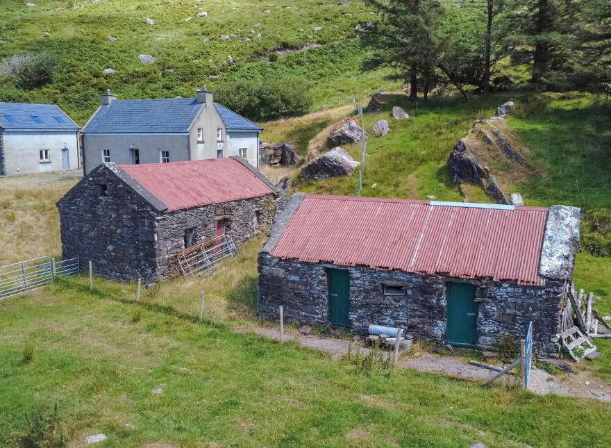 Cloghavoola, Caherbarnagh, Caherbarnagh, V23TF24