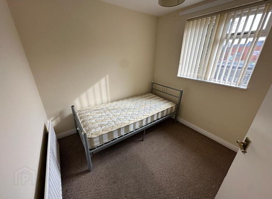 Maybrook Terrace, Pennyburn, L'Derry, BT48 7QW