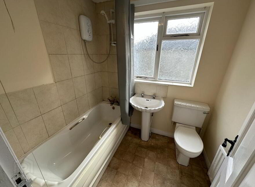 Maybrook Terrace, Pennyburn, L'Derry, BT48 7QW