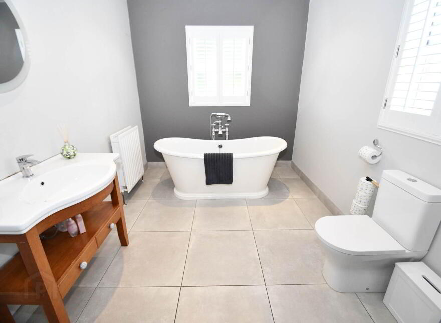 14 Ardmore Drive, Finaghy, Belfast, BT10 0JN