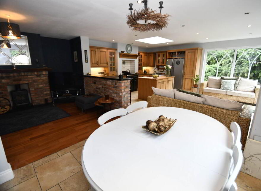 14 Ardmore Drive, Finaghy, Belfast, BT10 0JN