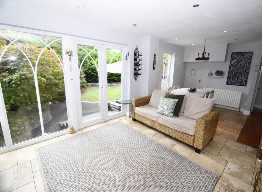 14 Ardmore Drive, Finaghy, Belfast, BT10 0JN
