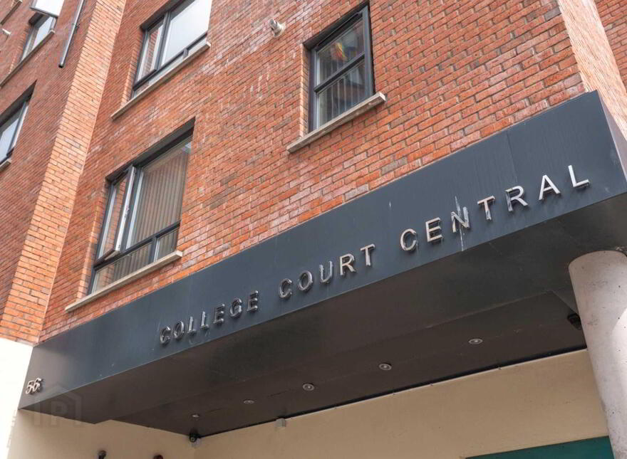 206 College Court Central, King Street, Belfast, BT1 6AD