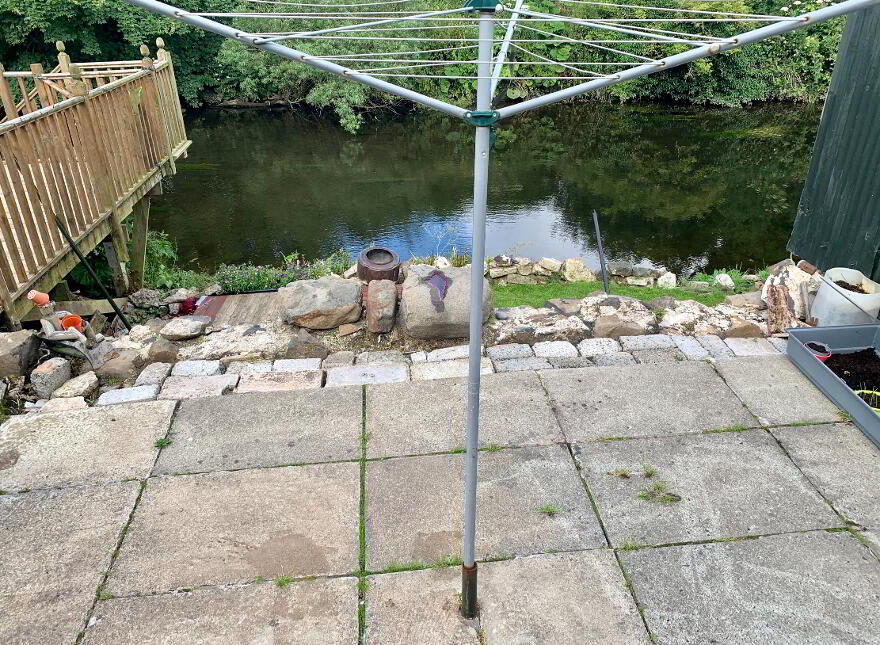 40 Riverside, Antrim, BT41 4BJ