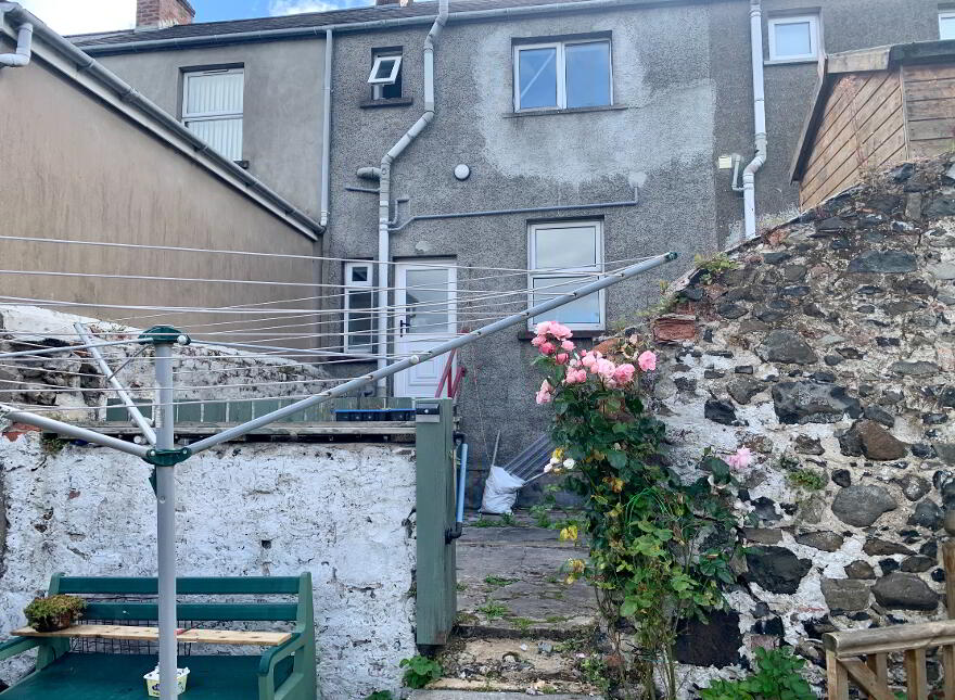 40 Riverside, Antrim, BT41 4BJ