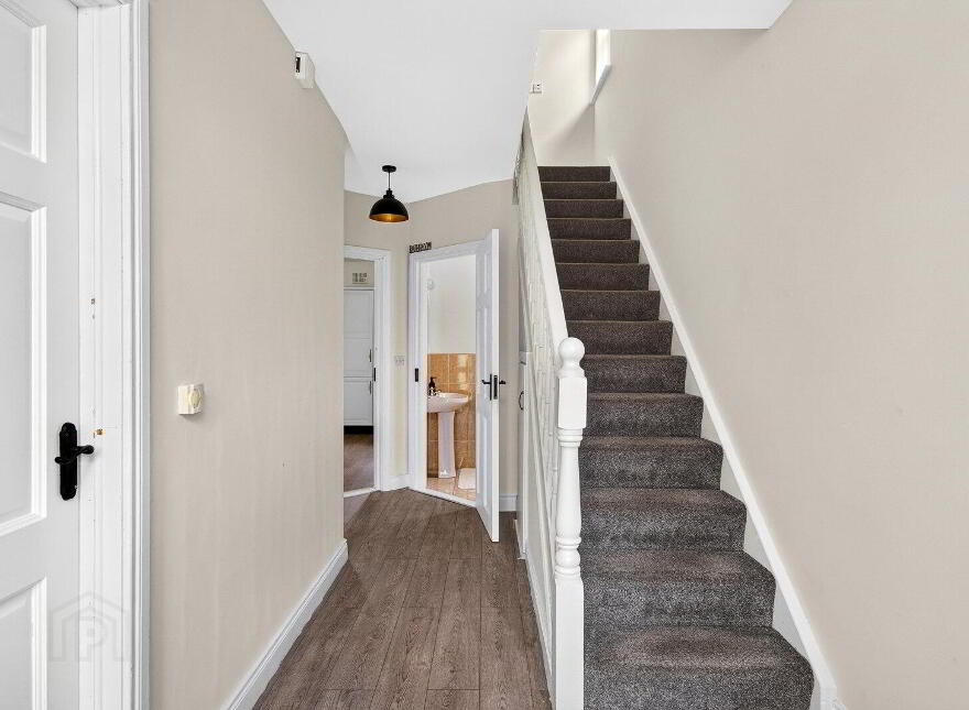11 Holly Park, Leitrim, N41CP57
