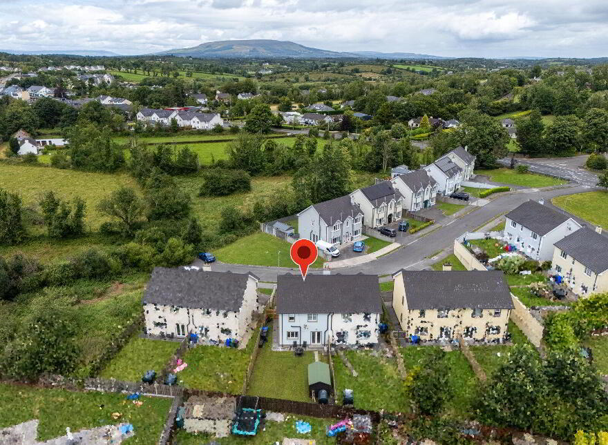 11 Holly Park, Leitrim, N41CP57
