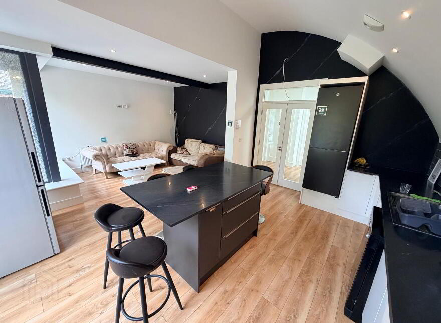 Glandore, Mardyke Walk, Cork City Centre, T12A4VP
