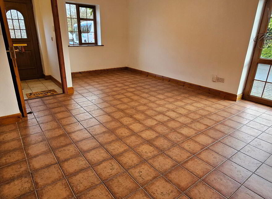 1 Stafford House, Leader Park, Dublin Road, Longford Town, N39N677