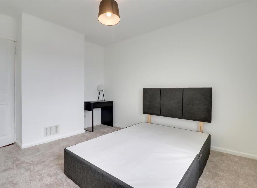 3 Henderson Avenue, Conlig, Do, Newtownards, BT23 7PW