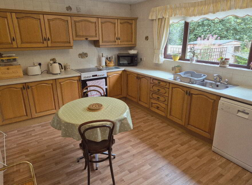 76 Castlewood Avenue, Mountsandel, Coleraine, BT52 1EW
