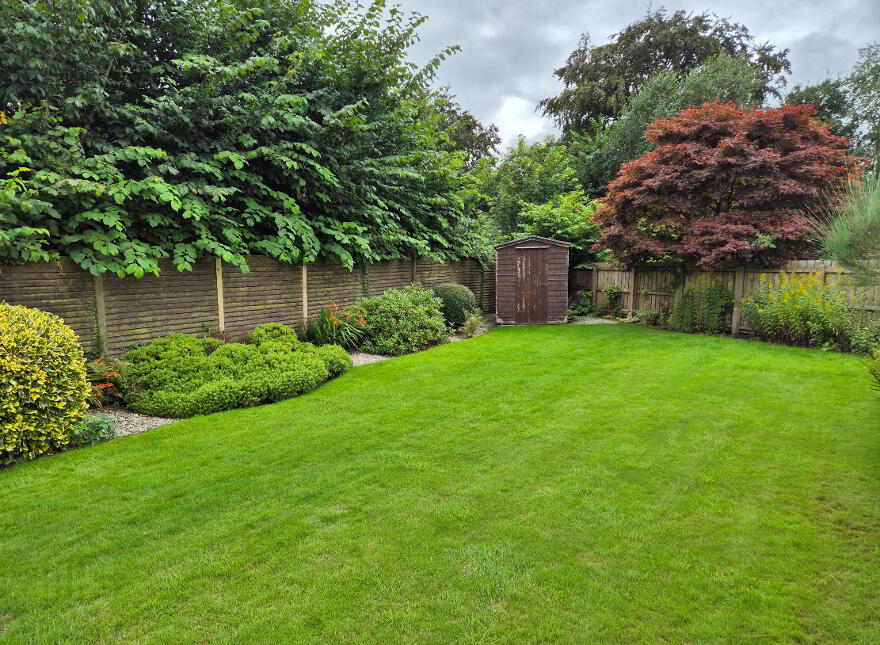 76 Castlewood Avenue, Mountsandel, Coleraine, BT52 1EW