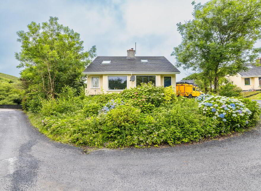 84 Clifden Glen, Couravoughil, Clifden, H71YW97 photo