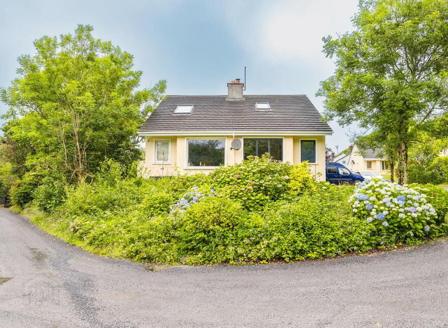 84 Clifden Glen, Couravoughil, Clifden, H71YW97