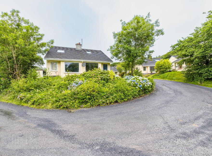 84 Clifden Glen, Couravoughil, Clifden, H71YW97