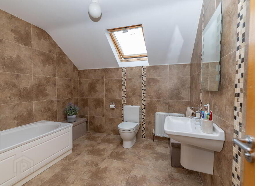 26 Cairn Hill, Newry, BT34 2ST