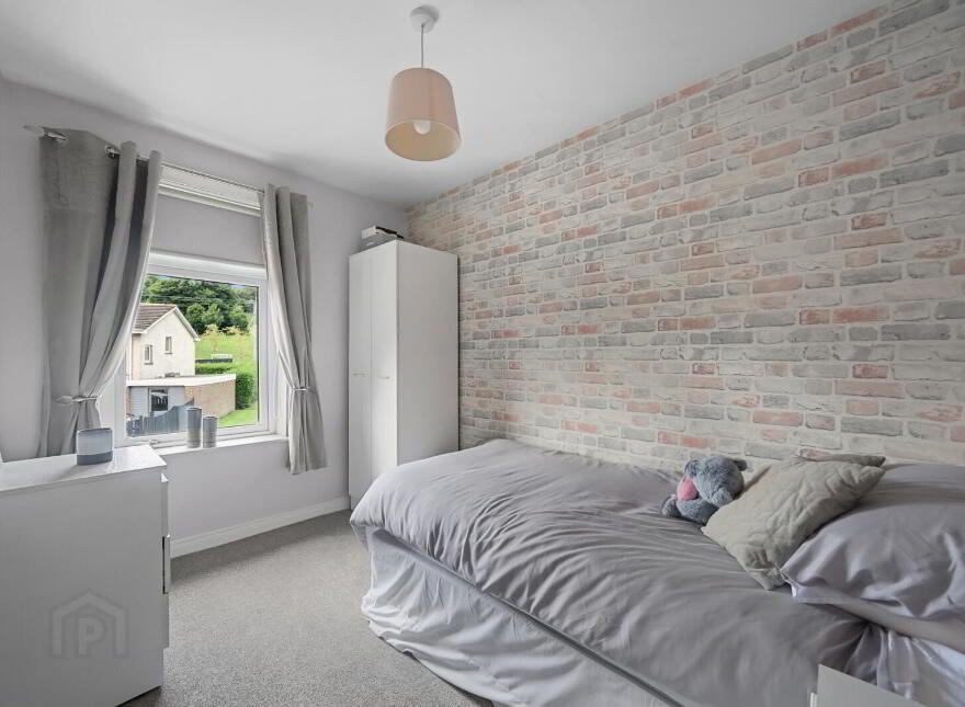 56 Glenmore Park, Lisburn, BT27 4RT
