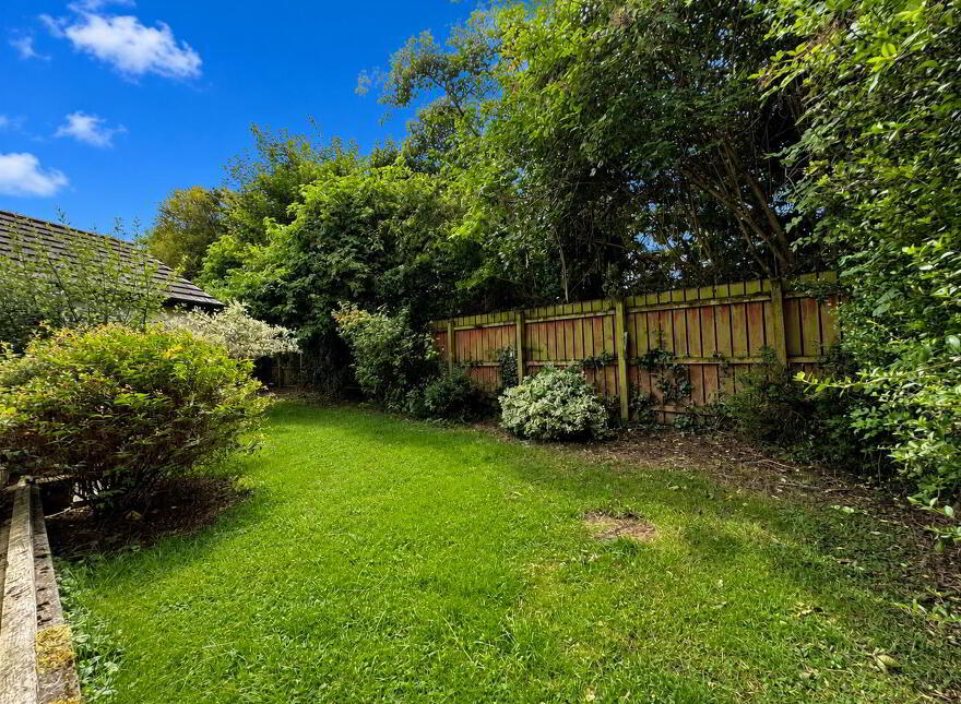 11 Greenvale Manor Gardens, Belmont Road, Antrim, BT41 1SA