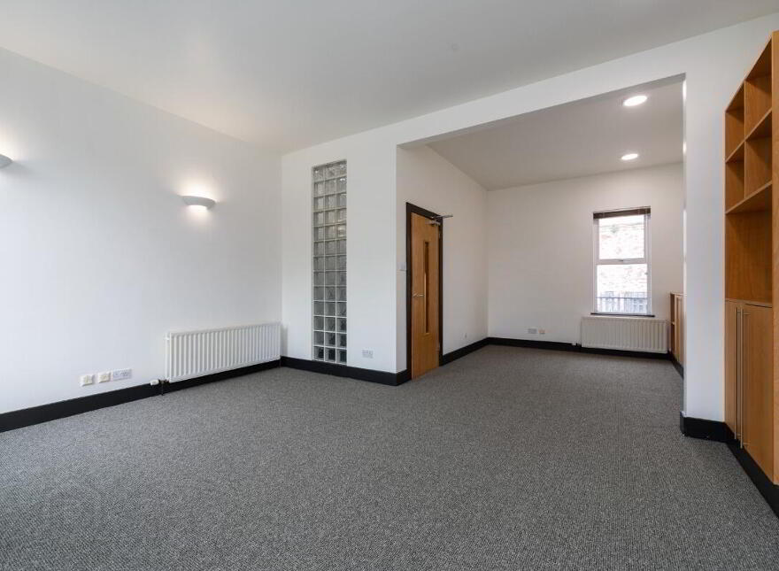 140 University Street, Belfast, BT7 1HH