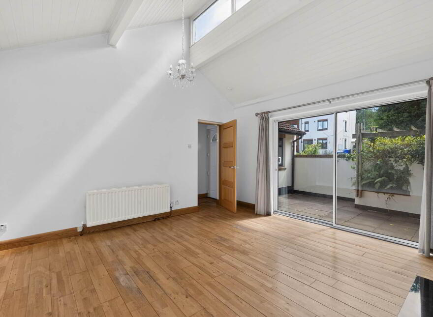 10 Upper Malone Crescent, Belfast, BT9 6PR