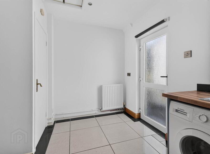 10 Upper Malone Crescent, Belfast, BT9 6PR