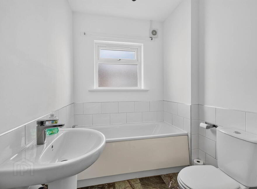 10 Upper Malone Crescent, Belfast, BT9 6PR