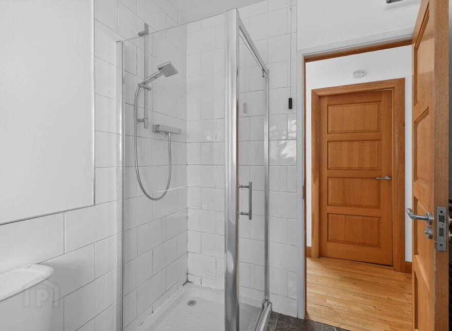 10 Upper Malone Crescent, Belfast, BT9 6PR