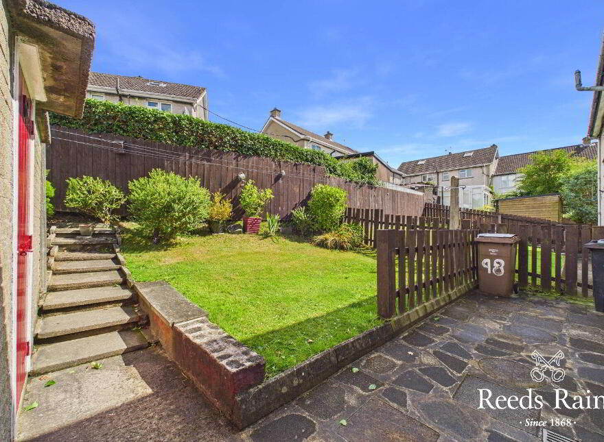 98 Drumadoon Drive, Dundonald, Belfast, BT16 2PR