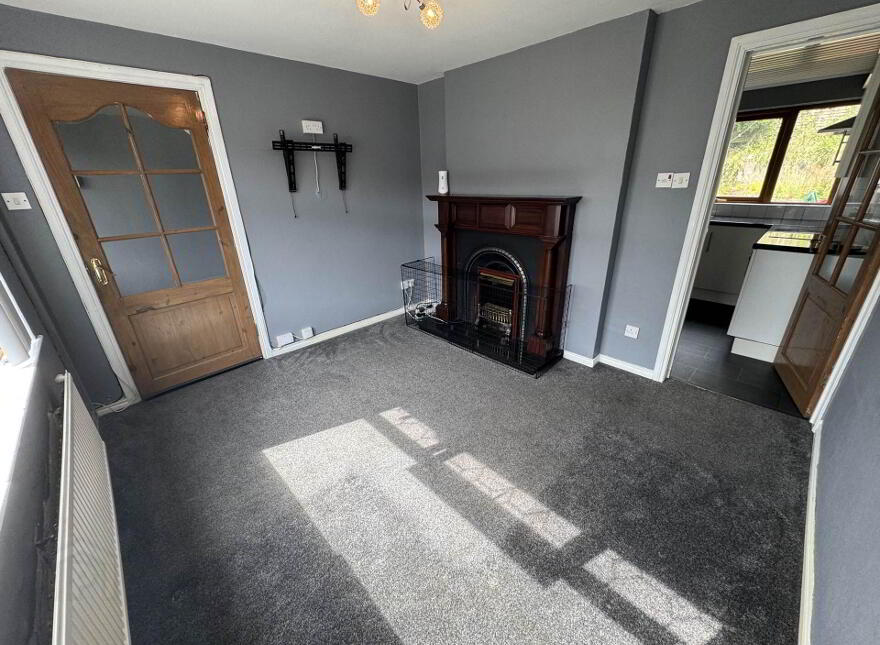 30 Fairway, Larne, BT40 2BB