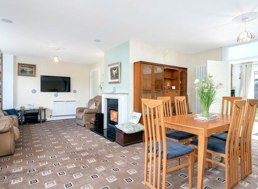 9 Drinaghmore Close, Leopardstown, Dublin, D18A372