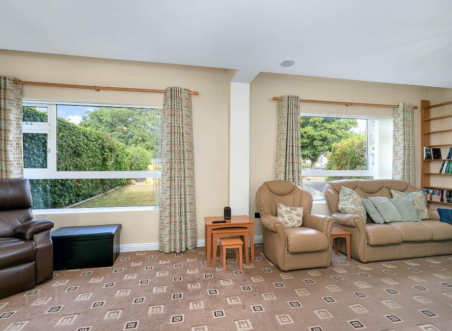 9 Drinaghmore Close, Leopardstown, Dublin, D18A372