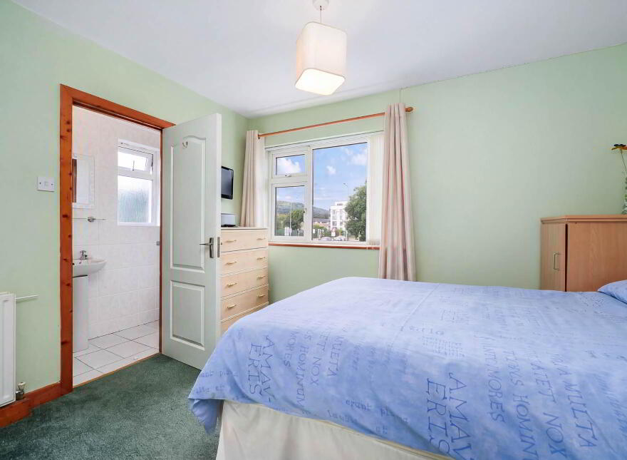 9 Drinaghmore Close, Leopardstown, Dublin, D18A372