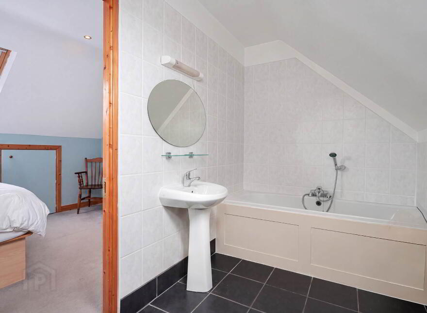 9 Drinaghmore Close, Leopardstown, Dublin, D18A372