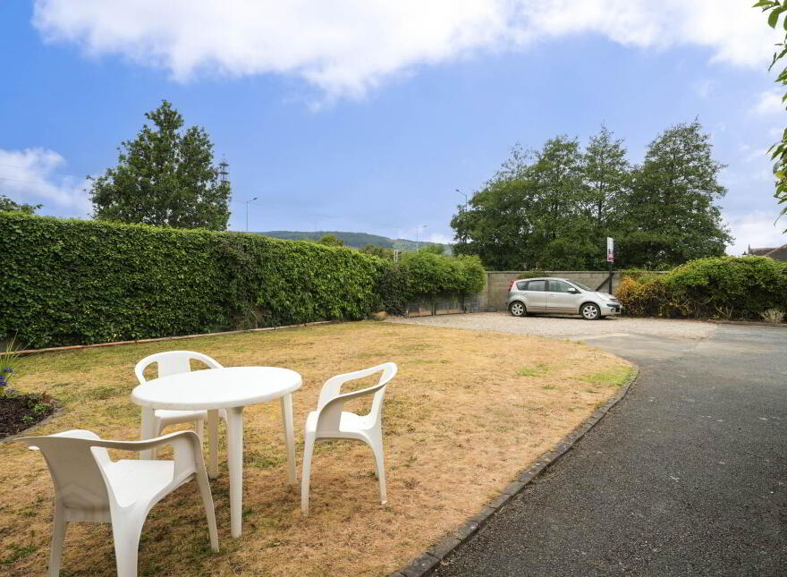 9 Drinaghmore Close, Leopardstown, Dublin, D18A372