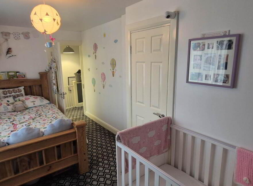 16 Eastway Gardens, Derry, BT48 9QB