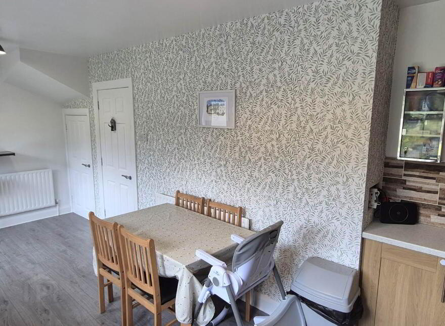 16 Eastway Gardens, Derry, BT48 9QB