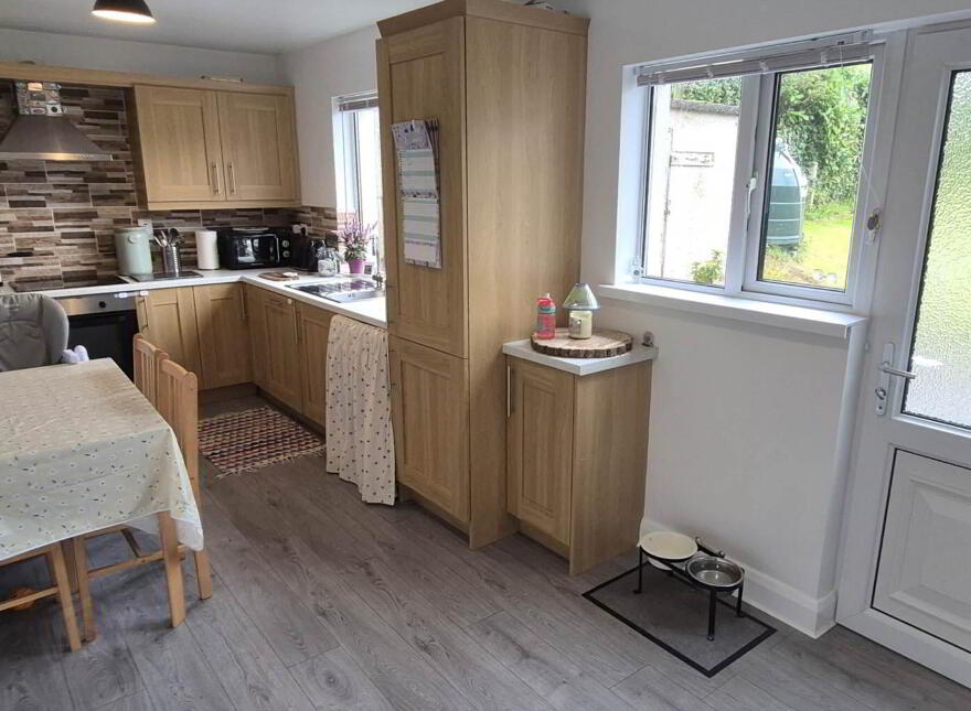 16 Eastway Gardens, Derry, BT48 9QB