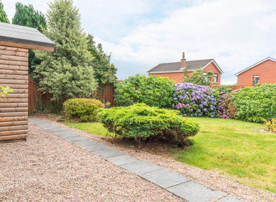 53 Clare Heights, Ballyclare, BT39 9HA