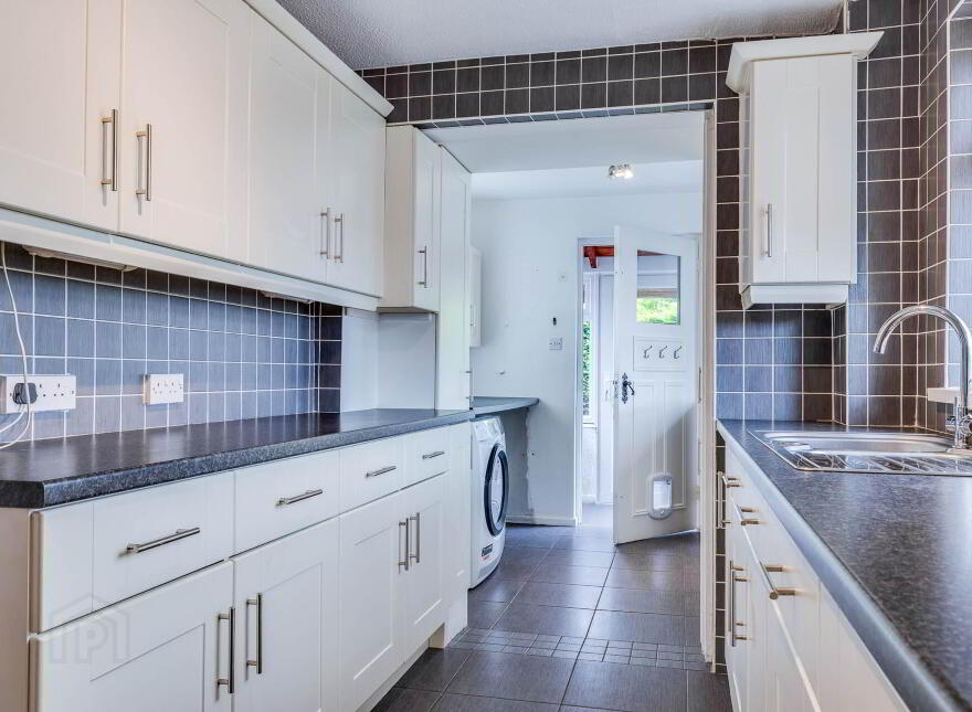 53 Clare Heights, Ballyclare, BT39 9HA