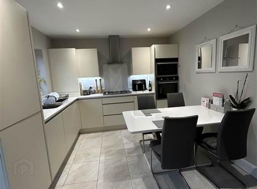3 Evesham Lane, Bangor, BT19 1FU