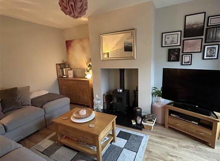 3 Evesham Lane, Bangor, BT19 1FU