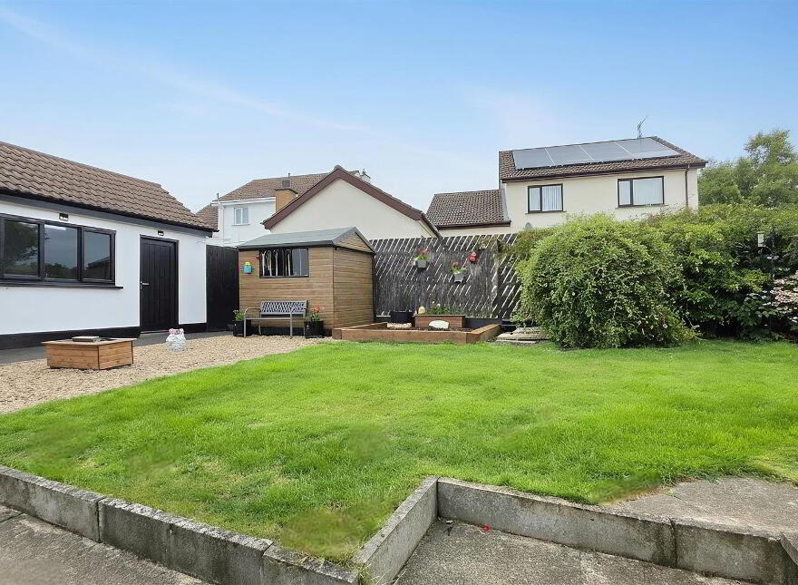 1 Broadlands, Carrickfergus, BT38 7BL