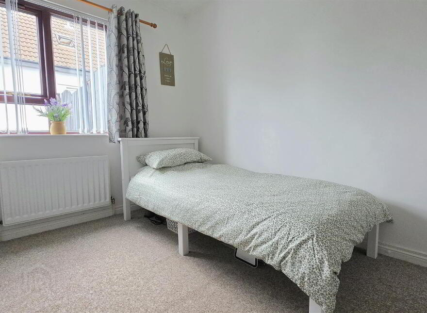 1 Broadlands, Carrickfergus, BT38 7BL
