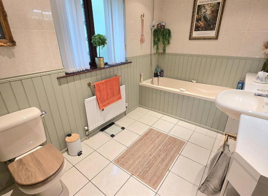 1 Broadlands, Carrickfergus, BT38 7BL