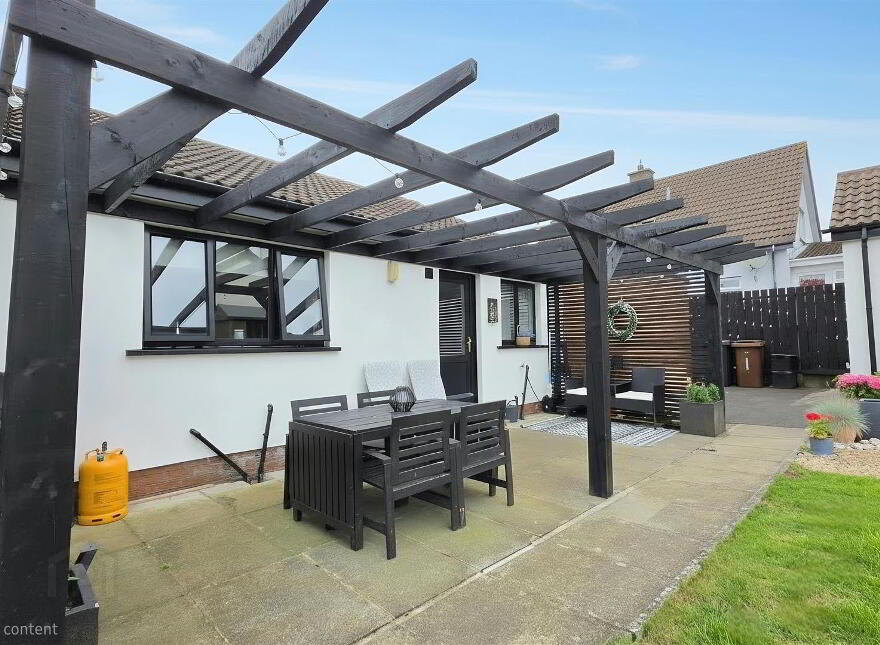 1 Broadlands, Carrickfergus, BT38 7BL