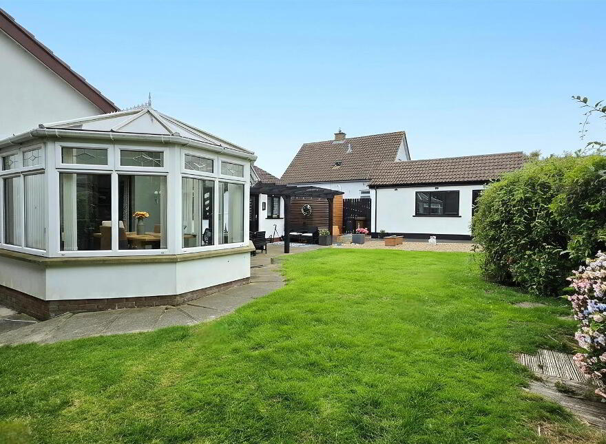1 Broadlands, Carrickfergus, BT38 7BL