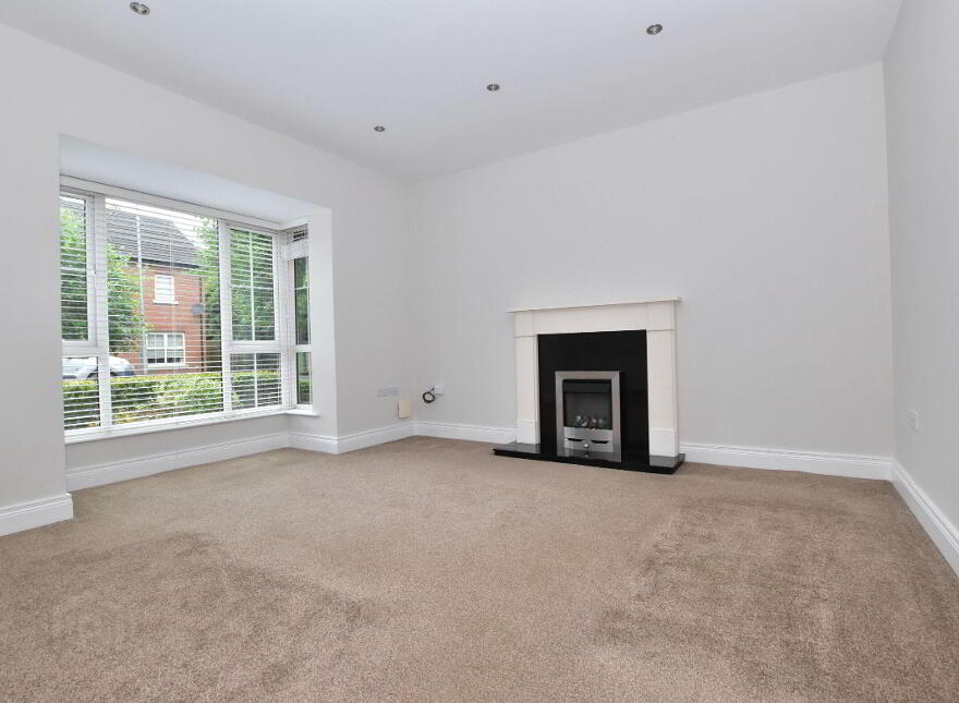 17 Magheralave Meadows, Lisburn, BT28 3NT